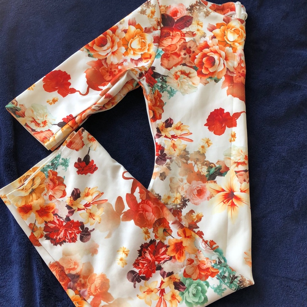 Flower pattern Shift Dress - Picture 7 of 7